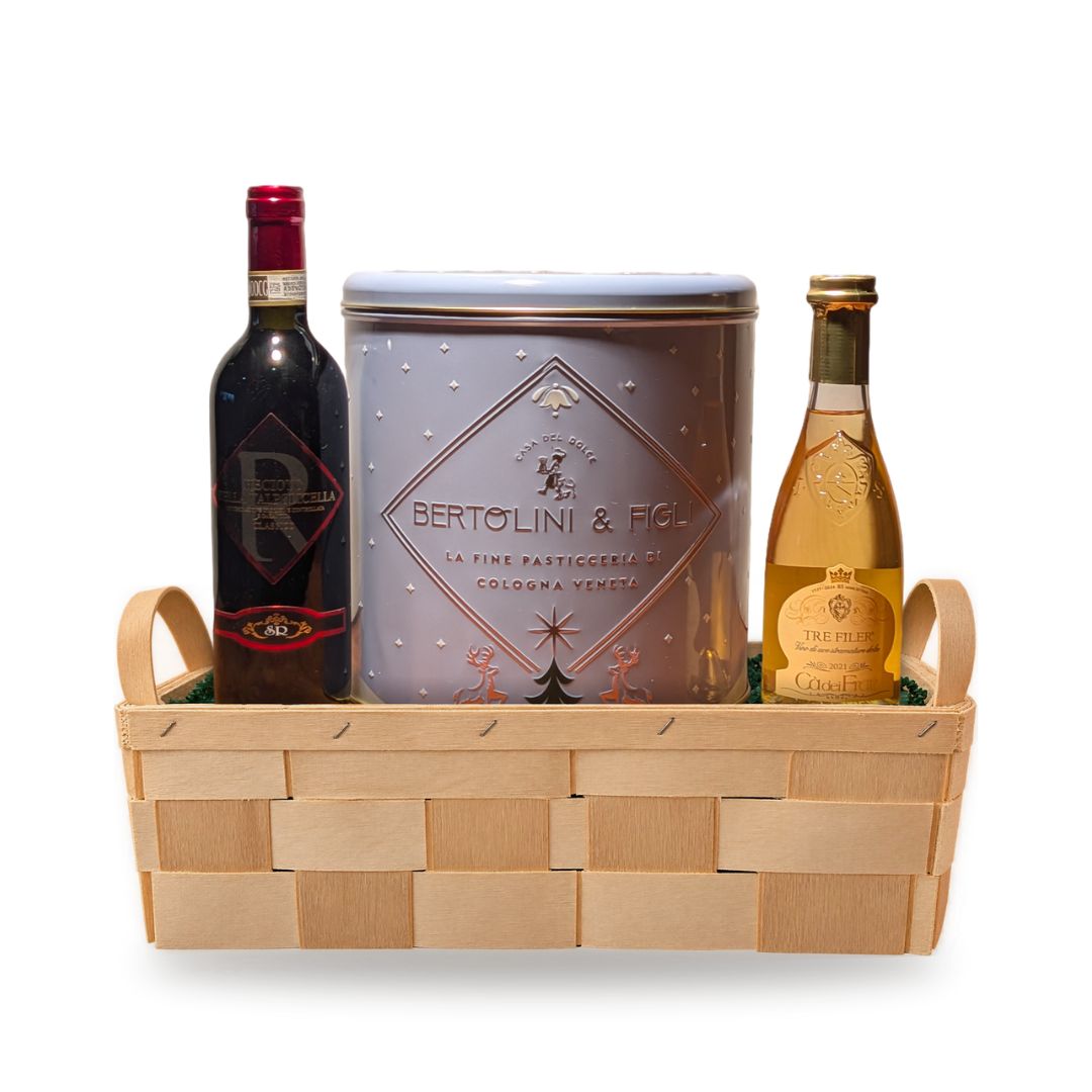 Cesto natalizio in legno con Recioto della Valpolicella Classico, panettone in latta Bertolini & Figli e Tre Filer di Ca' dei Frati